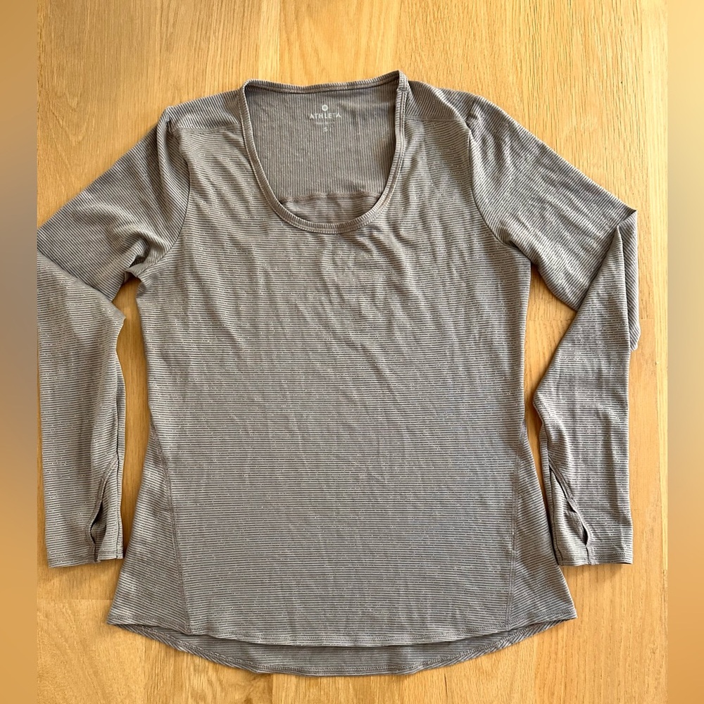 Athleta Taupe Long Sleeve top